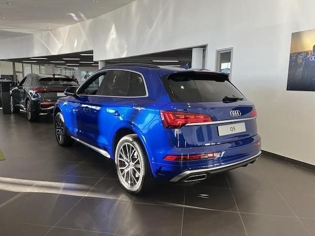 Nouvelle Audi Q5 S-Line 299 ch (219 kW) 2025 Bleu ultra métallisé SUV