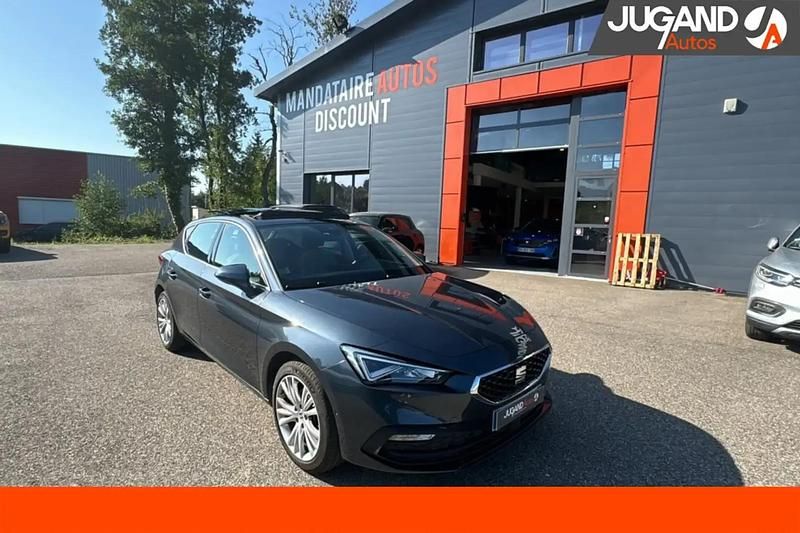 Gris Utilisé 2021 Seat Leon Berline | 18 980 € (Prix juste) - Image 1/4