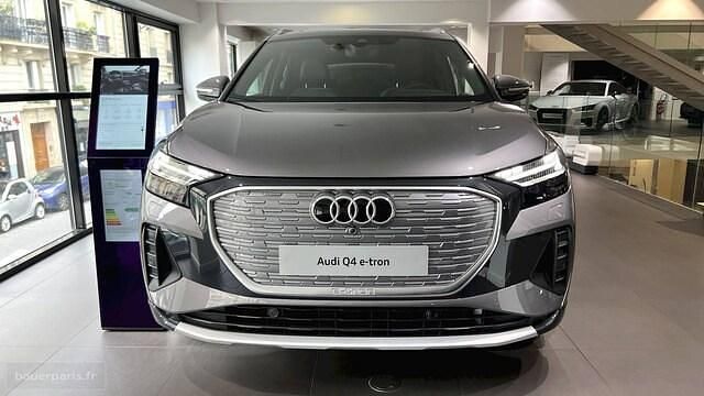 Occasion Audi Q4 e-tron Design 150 kW (204 ch) 2023 Gris SUV