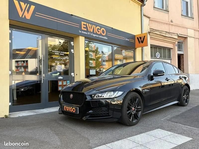 Noir Occasion 2019 Jaguar XE R-Sport Berline | 21 990 € (Prix juste) - Image 1/4
