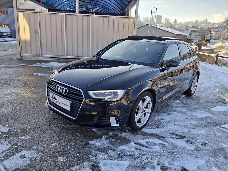 Noir Occasion 2017 Audi A3 Sport Berline | 19 980 € (Prix juste) - Image 1/4