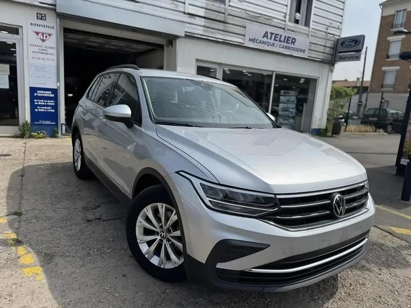 Gris Occasion 2023 VW Tiguan Life SUV | 23 950 € (Super prix) - Image 1/4