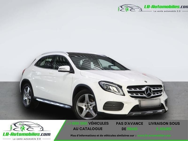 Utilisé 2020 Mercedes GLA200 SUV | 31 700 € (Prix cher) - Image 1/4