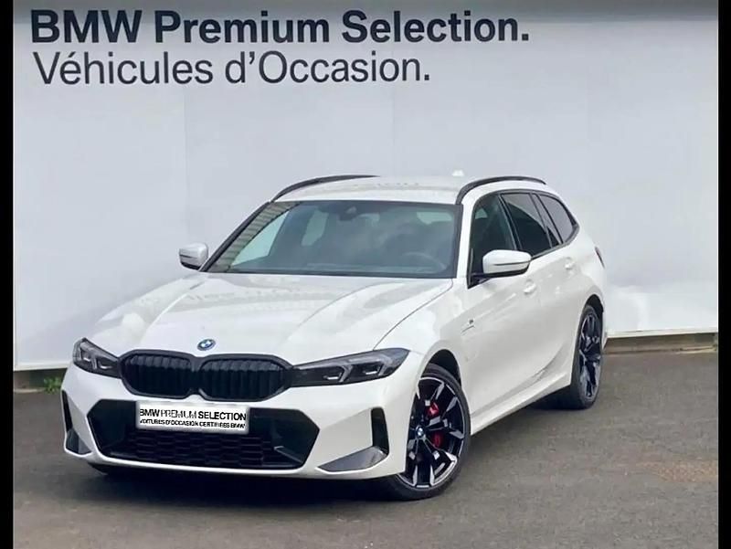 Blanc Utilisé 2025 BMW 330 M Sport Break | 69 900 € - Image 1/4