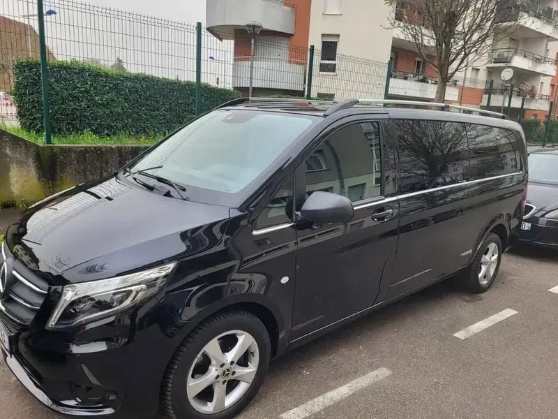 Occasion 2022 Mercedes Vito Monospace | 49 950 € - Image 1/4