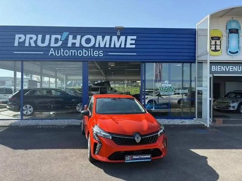 Orange Utilisé 2024 Renault Clio V Evolution Berline | 16 990 € (Prix juste) - Image 1/4