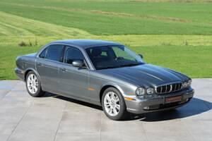 Gris Utilisé 2004 Jaguar XJ8 Berline | 17 850 € - Image 1/4