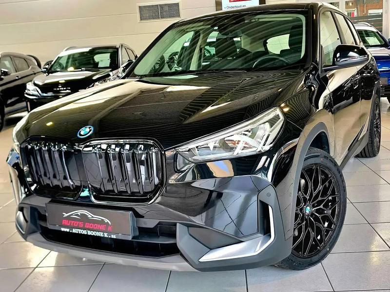 Noir Utilisé 2023 BMW iX1 Sport Line SUV | 37 950 € (Super prix) - Image 1/4
