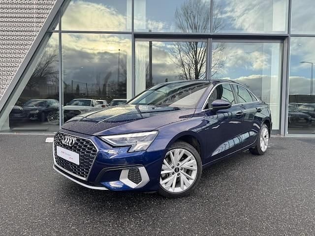 Bleu navarre métallisé Occasion 2023 Audi A3 Design Berline | 30 990 € (Super prix) - Image 1/4
