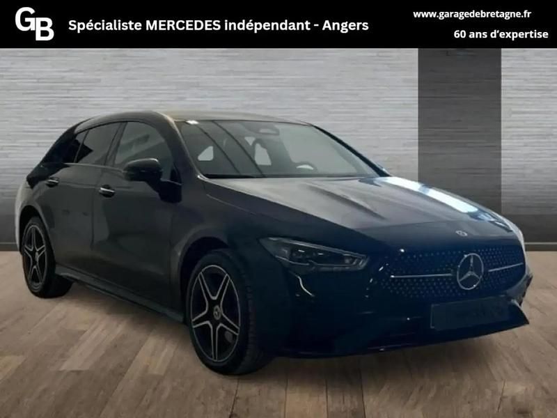 Noir Utilisé 2024 Mercedes CLA250 AMG line Berline | 41 800 € - Image 1/4