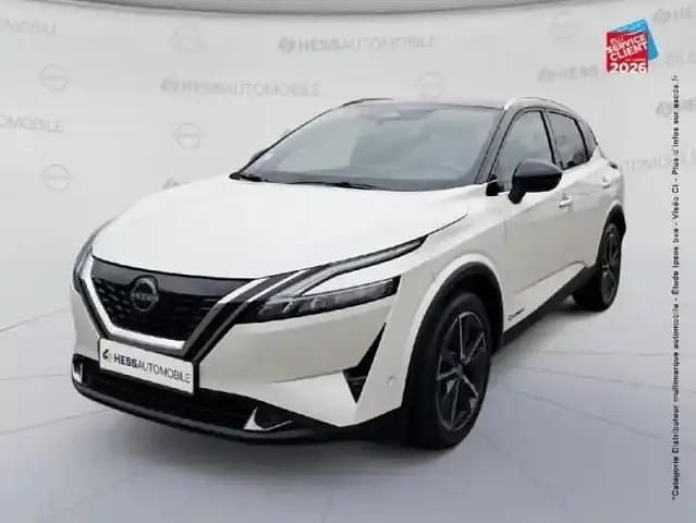 Occasion Nissan Qashqai Tekna 2023 Blanc lunaire toit noir SUV
