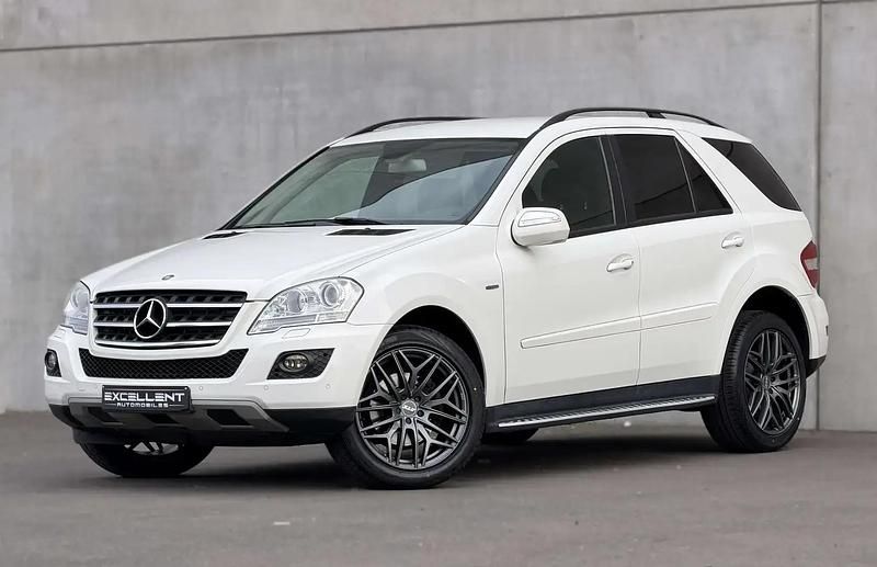 Blanc Utilisé 2010 Mercedes ML300 SUV | 16 950 € - Image 1/4