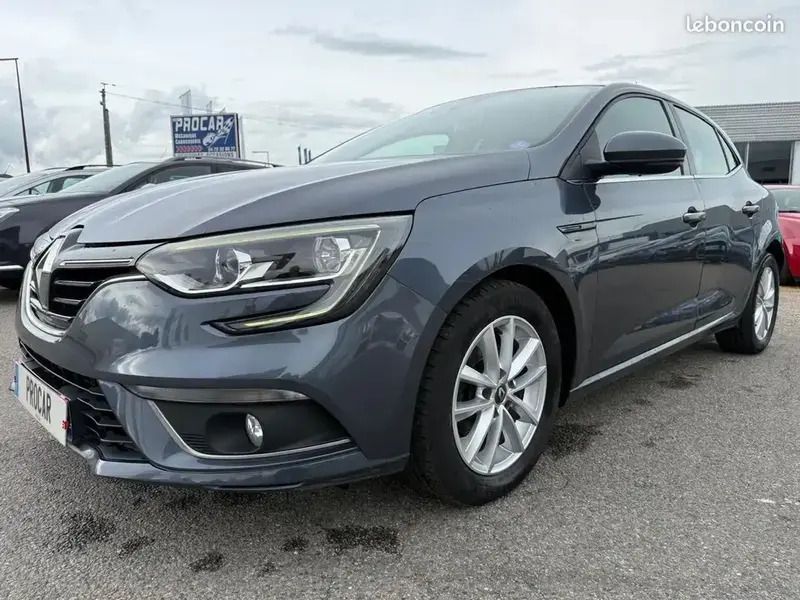 Bleu Utilisé 2016 Renault Mégane III Zen Berline | 9 990 € - Image 1/4