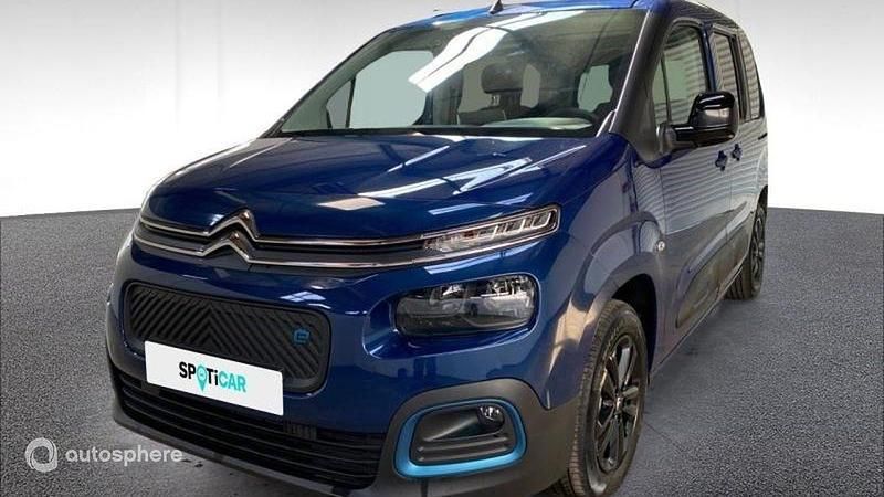 Bleu Nouvelle 2025 Citroën e-Berlingo Shine Monospace | 37 900 € - Image 1/4