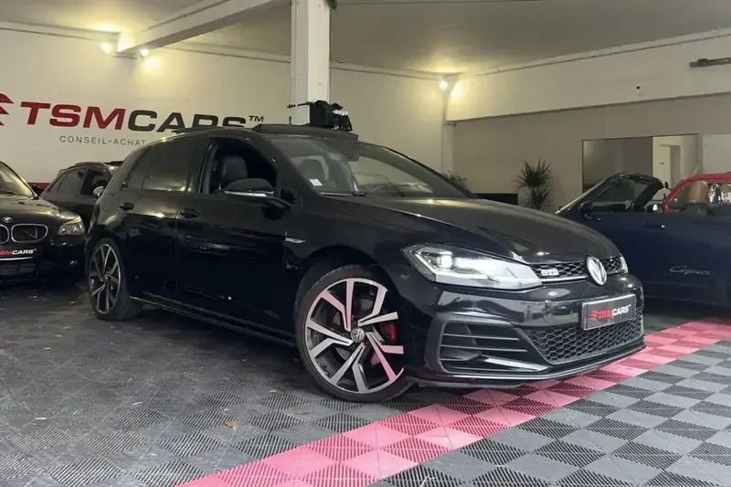 Noir Utilisé 2017 VW Golf VII GTD Berline | 17 990 € (Prix juste) - Image 1/4