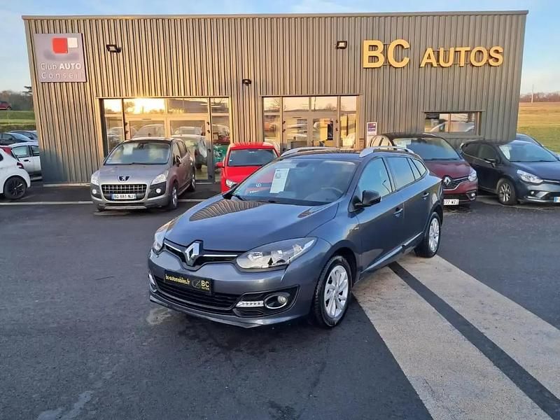 Gris Occasion 2016 Renault Mégane GrandTour LIMITED Break | 8 490 € (Prix juste) - Image 1/4
