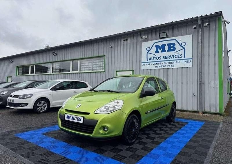 Occasion Renault Clio III 76 ch (55 kW) 2009 Vert Citadine