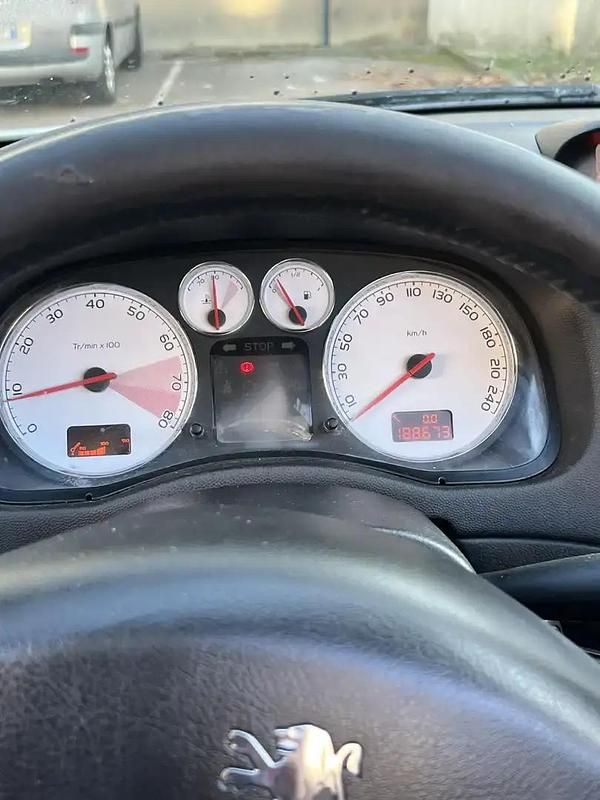 Occasion Peugeot 307 CC 109 ch (80 kW) 2006 Cabriolet