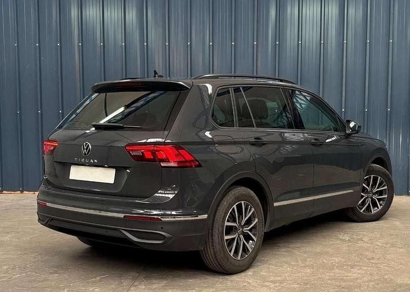 Occasion VW Tiguan Life 151 ch (111 kW) 2023 Gris SUV
