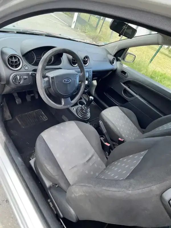 Utilisé 2007 Ford Fiesta Citadine | 2 800 € (Super prix) - Image 1/4