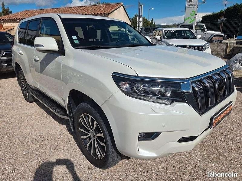 Occasion Toyota Land Cruiser Lounge 205 ch (150 kW) 2021 Blanc SUV