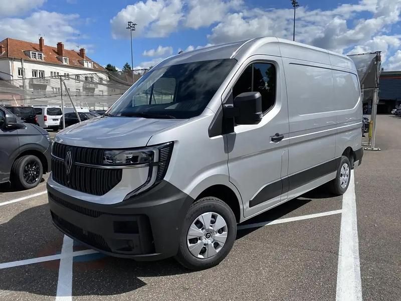 Gris Nouvelle 2025 Renault Master Van | 37 490 € (Prix juste) - Image 1/4