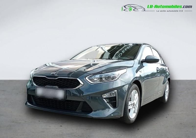 Utilisé 2020 Kia Ceed Berline | 19 900 € (Prix juste) - Image 1/4