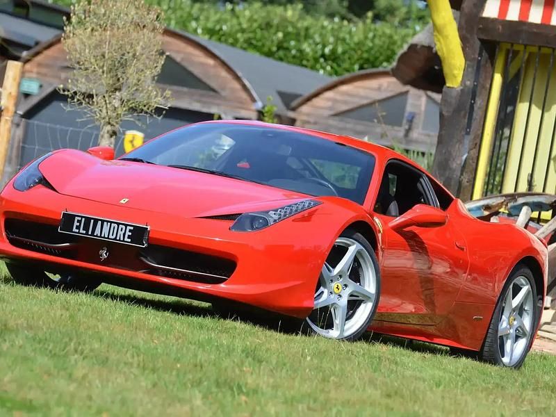 Rouge Utilisé 2011 Ferrari 458 Coupé | 195 000 € (Prix juste) - Image 1/4