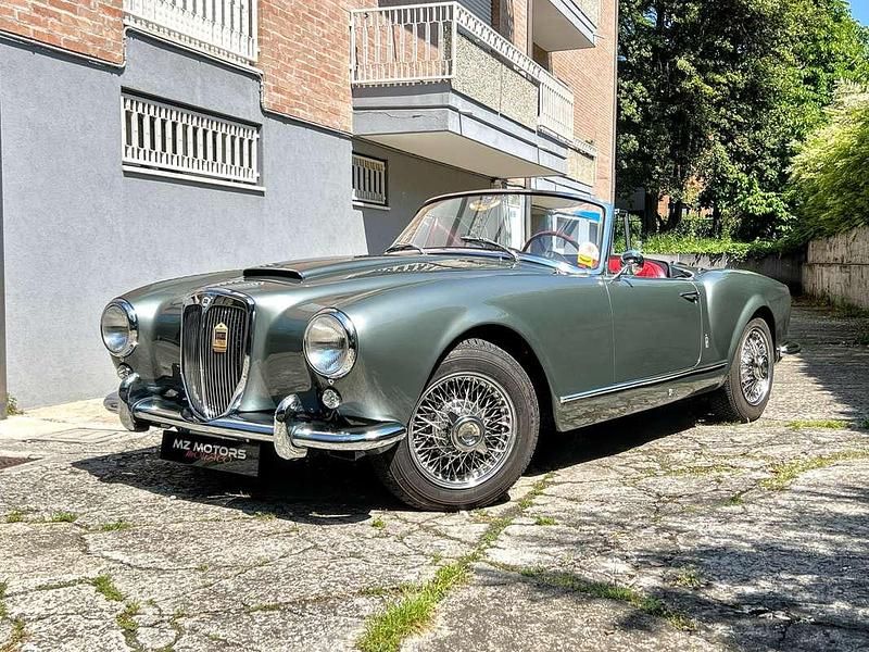 Occasion Lancia Aurelia 120 ch (88 kW) 1959 Gris Cabriolet