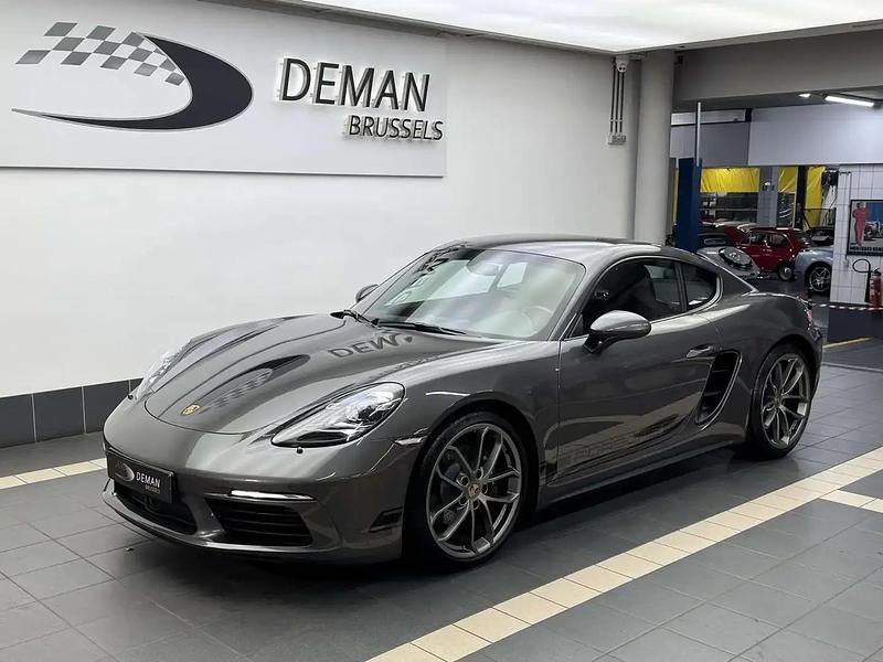 Gris Utilisé 2024 Porsche 718 Cayman Edition Coupé | 79 900 € (Prix juste) - Image 1/4