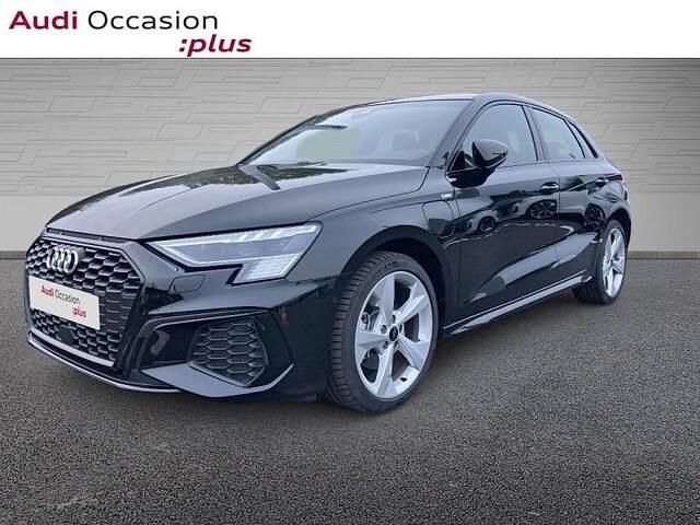 Noir mythe métallisé Nouvelle 2024 Audi A3 Sportback e-tron S-Line Berline | 38 900 € (Prix juste) - Image 1/4