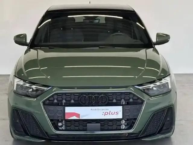 Occasion Audi A1 Sportback S-Line 116 ch (85 kW) 2024 Vert district métallisé Citadine