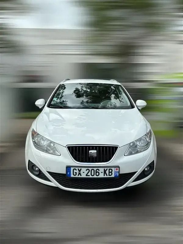 Utilisé 2011 Seat Ibiza ST Ecomotive Break | 5 000 € - Image 1/4