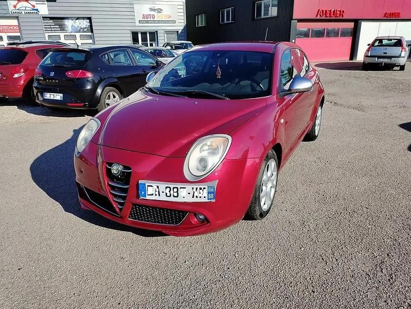 Rouge Utilisé 2010 Alfa Romeo MiTo Citadine | 3 990 € - Image 1/4