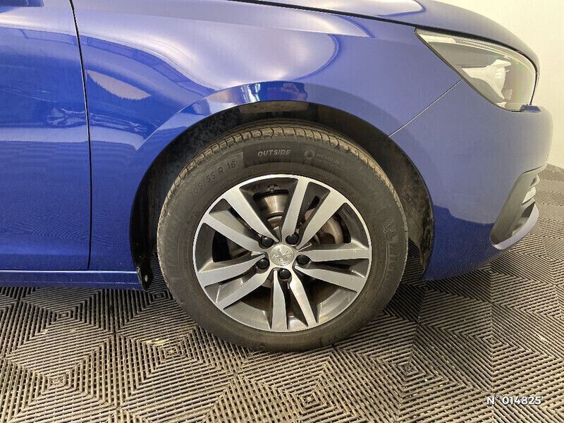 Occasion Peugeot 308 Allure 130 ch (95 kW) 2020 Bleu Berline