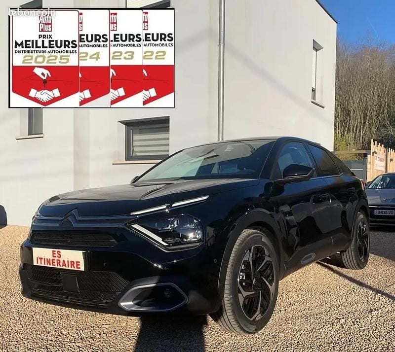 Noir Utilisé 2023 Citroën C4 Shine Berline | 19 890 € (Bon prix) - Image 1/4