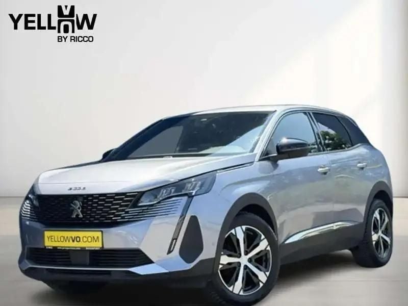 Gris Utilisé 2024 Peugeot 3008 Allure SUV | 26 939 € (Prix juste) - Image 1/4