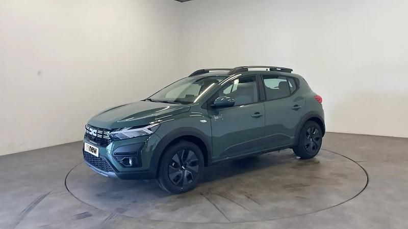 Vert Nouvelle 2025 Dacia Sandero Expression Citadine | 16 278 € - Image 1/4