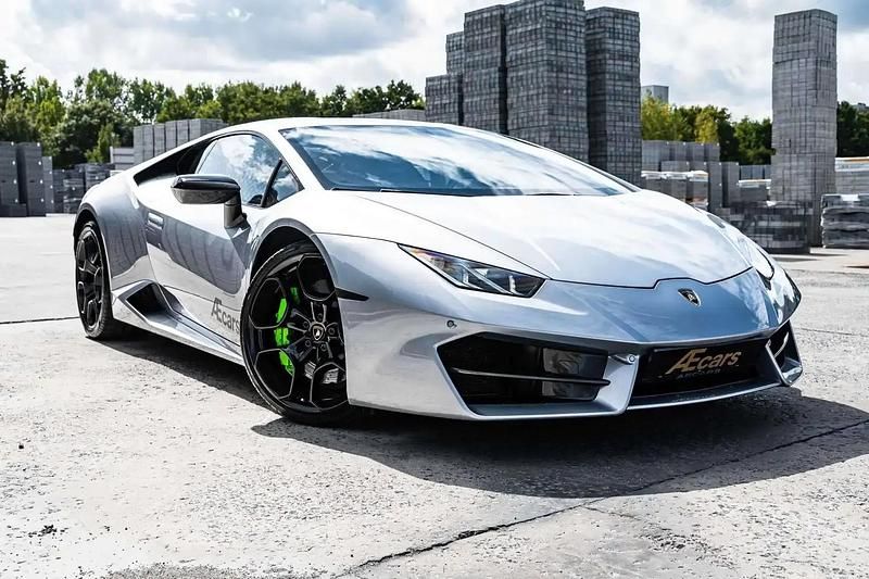 Argent Utilisé 2016 Lamborghini Huracán Coupé | 199 950 € - Image 1/4