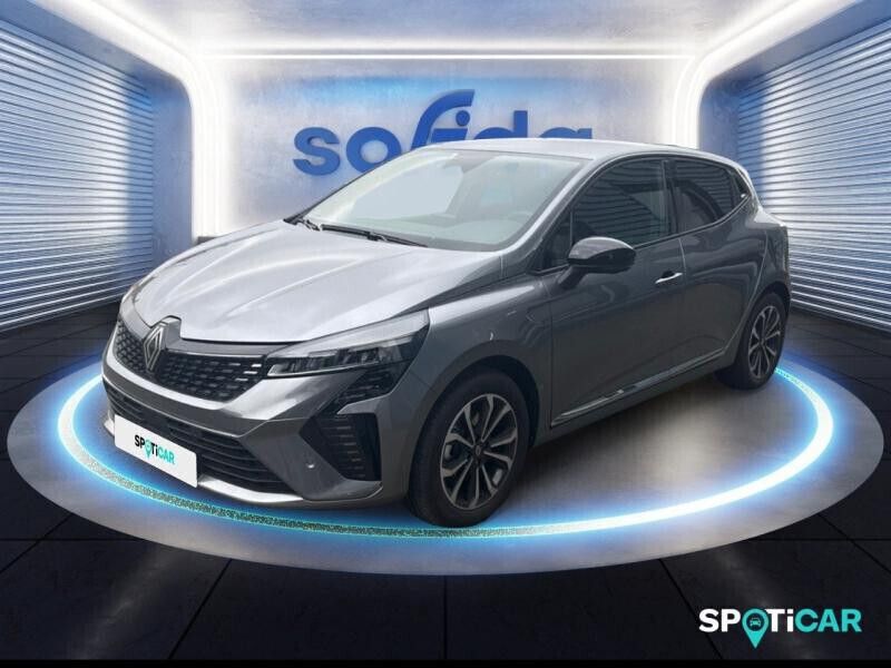Gris Nouvelle 2025 Renault Clio V Techno Berline | 23 990 € (Prix cher) - Image 1/4