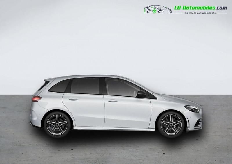 Utilisé 2023 Mercedes B250 Monospace | 43 800 € - Image 1/3