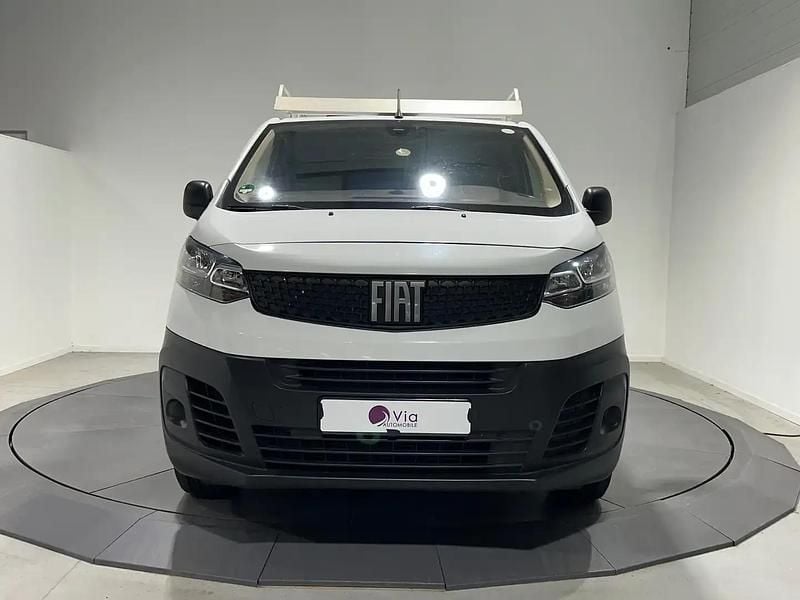 Occasion Fiat Scudo Lounge 120 ch (88 kW) 2022 Blanc Van