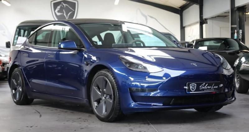 Bleu Utilisé 2021 Tesla Model 3 Standard Range Berline | 19 990 € (Prix juste) - Image 1/4