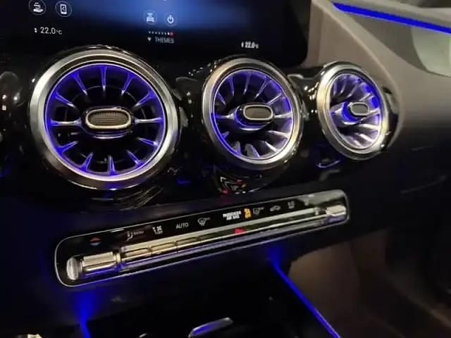 Occasion Mercedes GLA250 AMG line 2022 Noir cosmos métallisé SUV