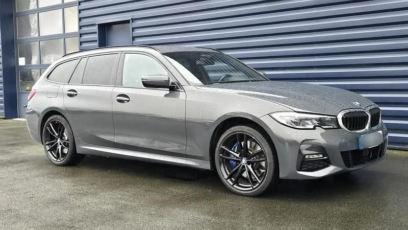 Gris Occasion 2020 BMW 330e M Sport Break | 29 900 € (Bon prix) - Image 1/4