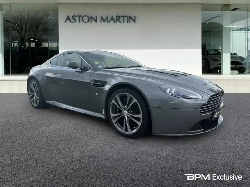 Gris Utilisé 2009 Aston Martin V12 Vantage Coupé | 135 517 € - Image 1/4