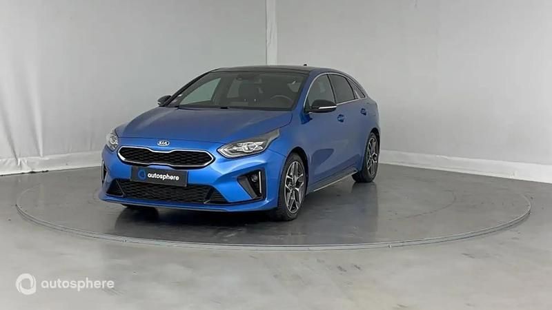 Bleu Utilisé 2020 Kia ProCeed GT-Line Citadine | 20 999 € (Prix juste) - Image 1/4