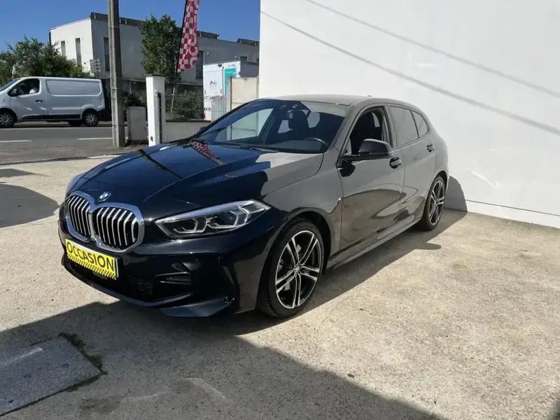 Noir Utilisé 2022 BMW 118 M Sport Citadine | 25 990 € (Bon prix) - Image 1/4