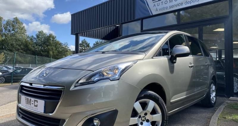 Utilisé 2015 Peugeot 5008 Business-Line Monospace | 9 690 € (Prix juste) - Image 1/4