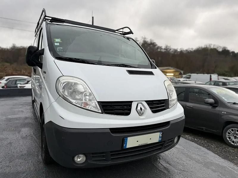 Blanc Occasion 2013 Renault Trafic Monospace | 7 990 € - Image 1/4